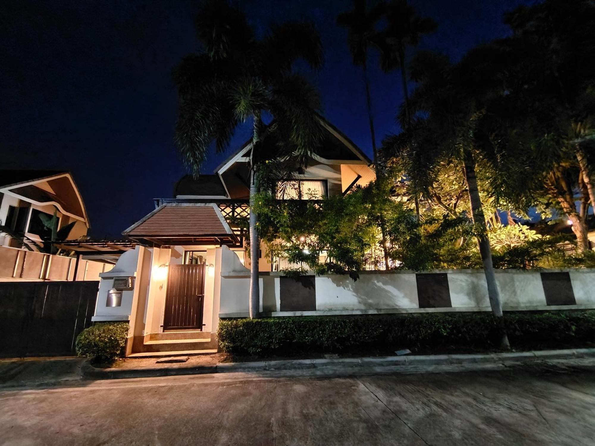 Baan Natcha Villa Pattaya Exterior photo